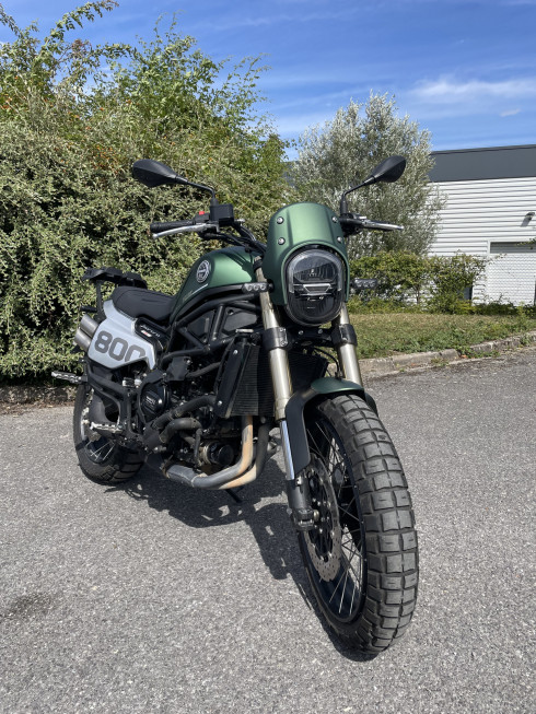 BENELLI LEONCINO 800